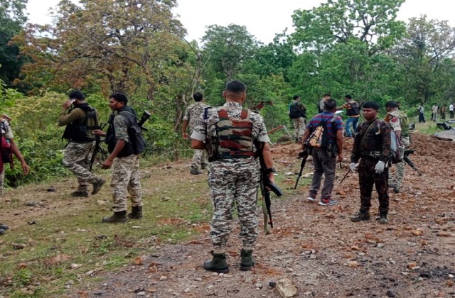 Chhatisgarh News: Additional SP killed in Sukma IED blast और कई पुलिसकर्मी घायल